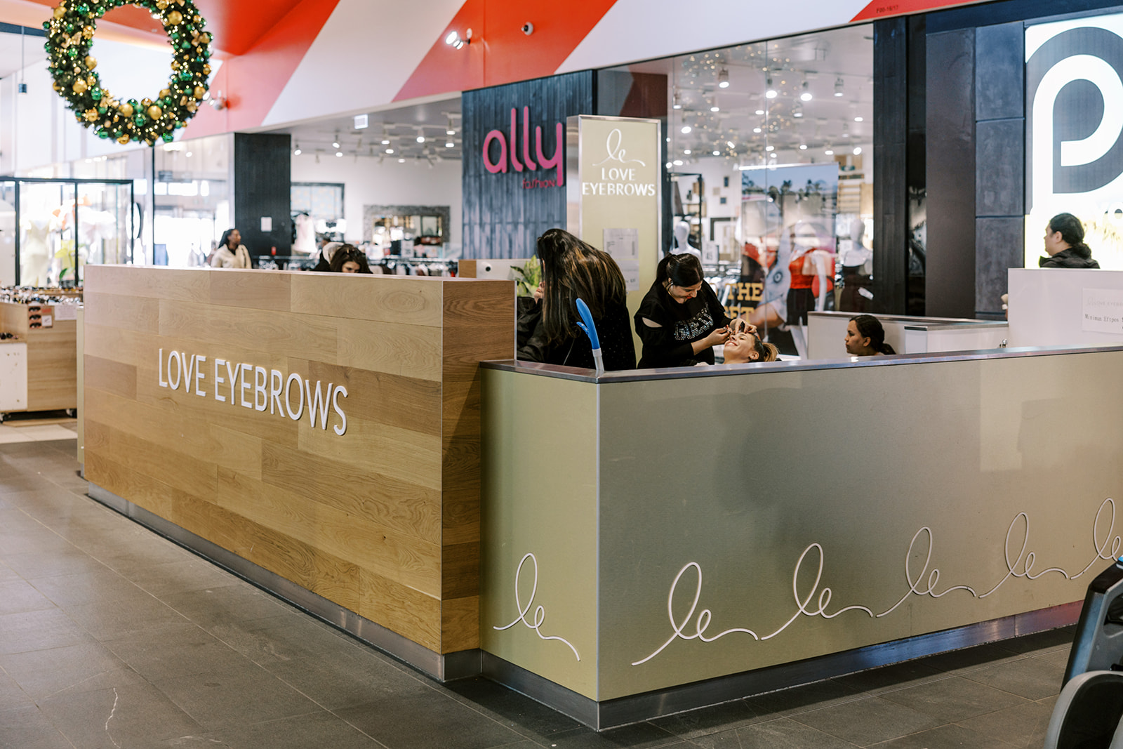 Love Eyebrows Parlour