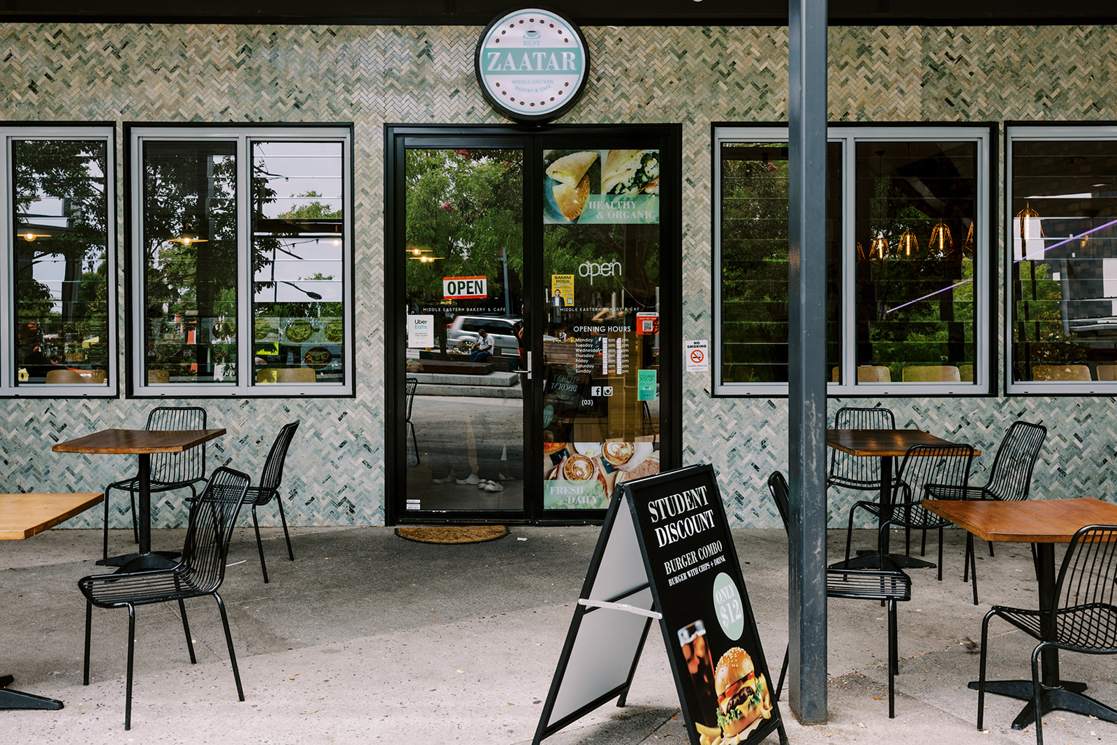 Best Zaatar Middle Eastern Bakery and Cafe